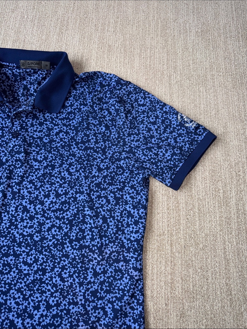 G/Fore Men's Size M Blue Danube Daisy Floral Stretch Golf Polo Performance Shirt - Picture 4 of 12